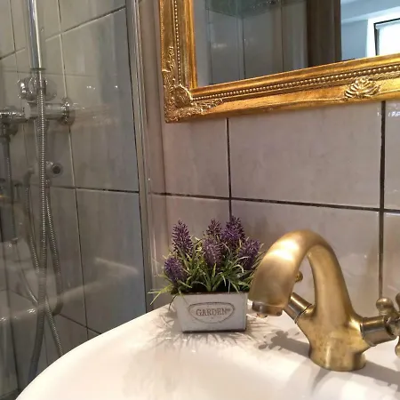 Aurelia Old Town Дом отдыха